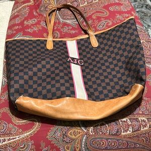 Barrington tote still good condition